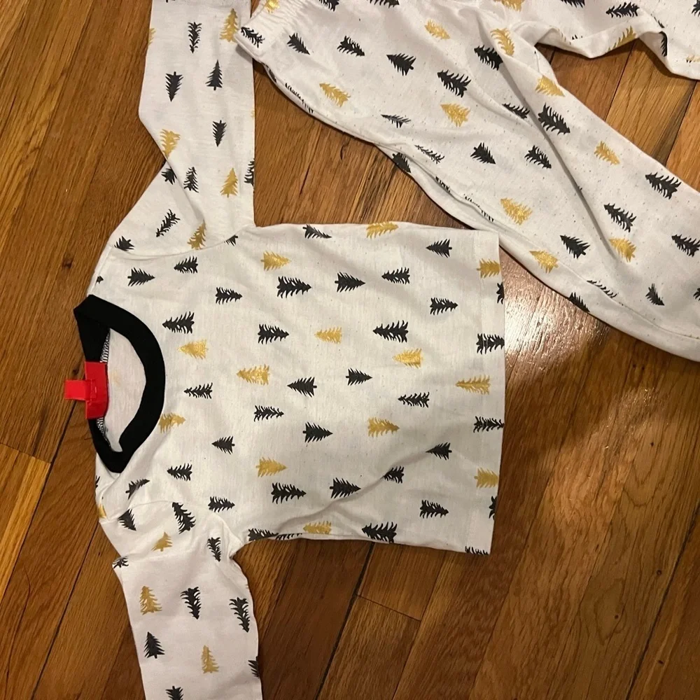 Macys Christmas pajamas set 2T - 3T